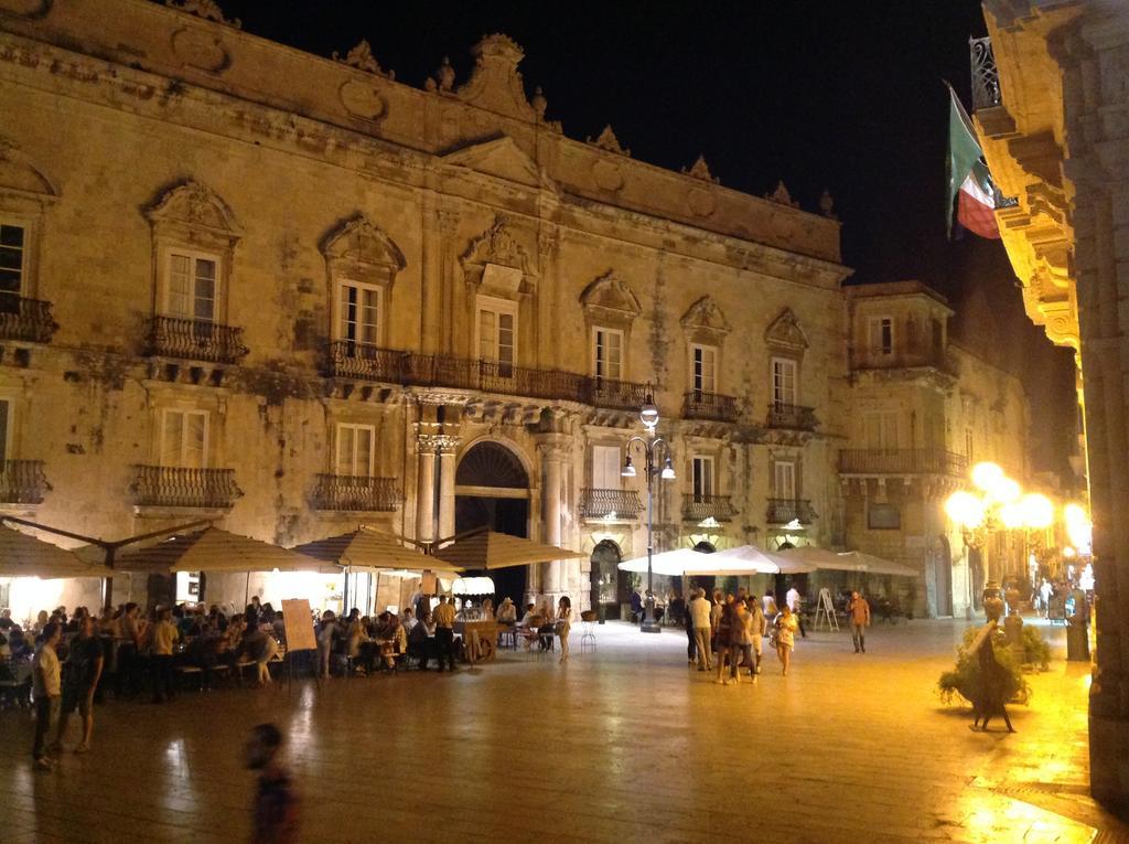 Capobianco Suit Syracuse Exterior foto